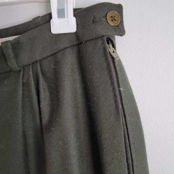Vintage Beltrami Olive Green 100% Wool Pleat Skirt SZ M - Picture 16 of 16